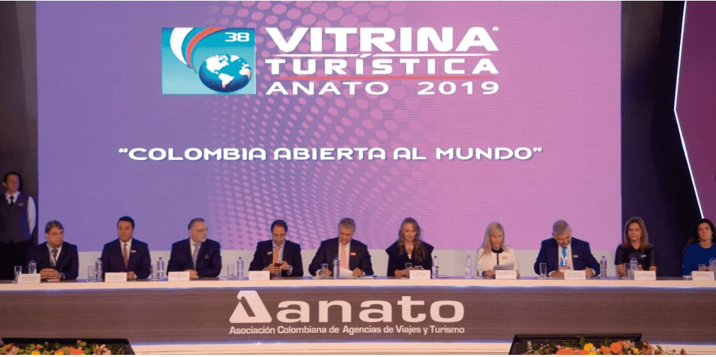 Inauguración vitrina turística Anato